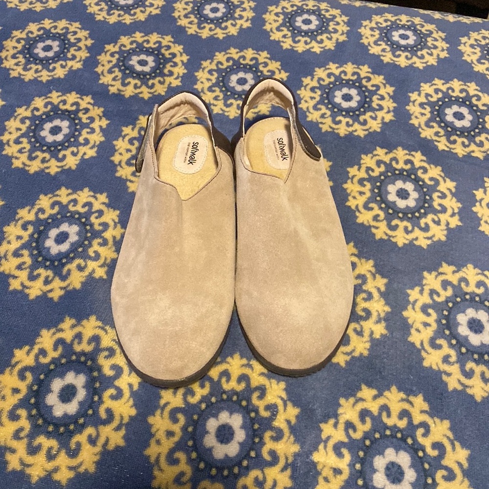 Softwalk Woman Shoes